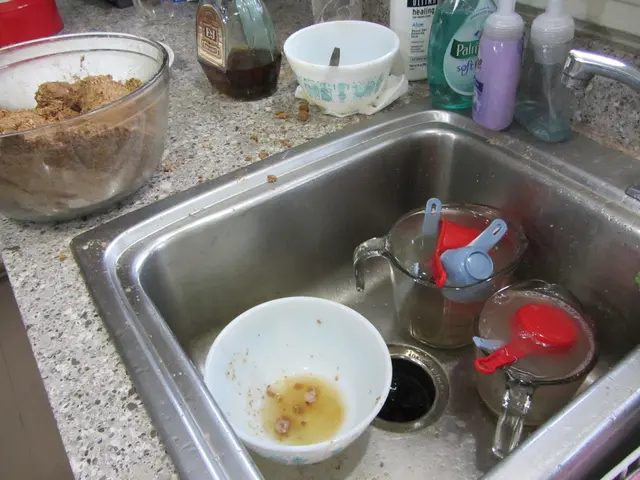 Quick Home Cleaning Solutions for Those Who Prefer Almost Anything but Housework